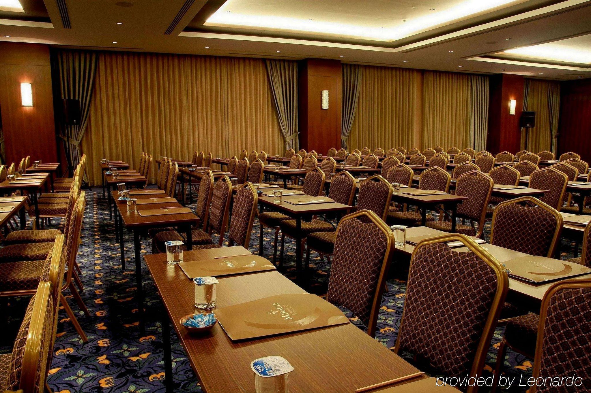 Miracle Istanbul Asia Airport Hotel & Spa Exterior foto A typical conference room