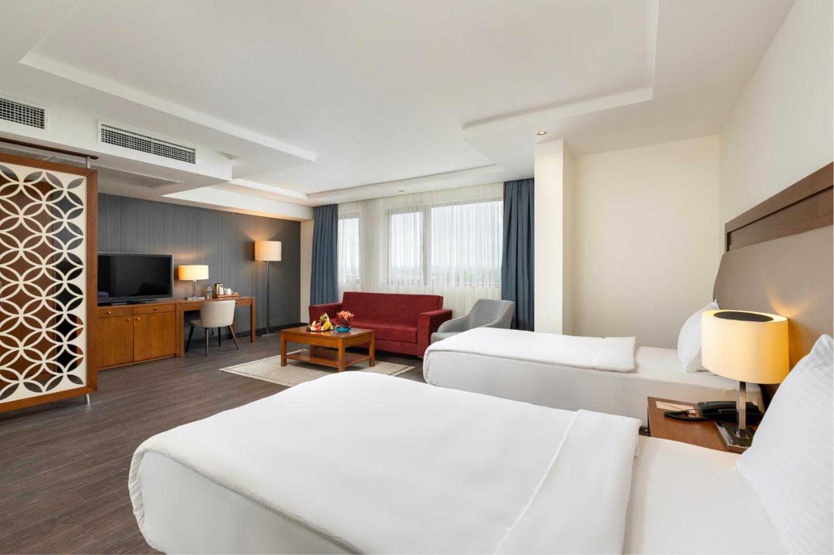 Miracle Istanbul Asia Airport Hotel & Spa Exterior foto Suite